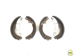  Brake shoes with lining drum front axle set L+R Kadett B C 1966-78